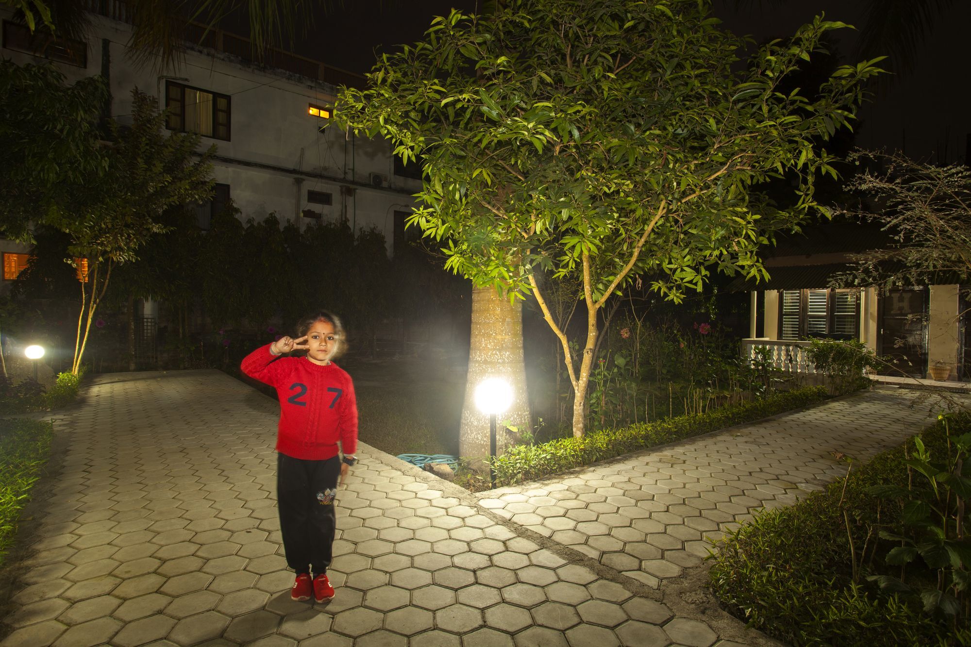 Ama Garden Sauraha Hotel Exterior photo